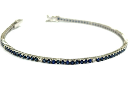 Bracciale tennis Zaffiri 5,40 ct e Diamanti 0,30 ct in Oro Bianco 18 kt (750)