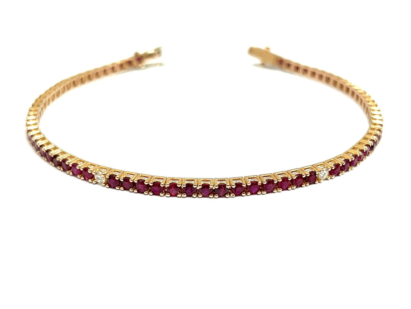 Bracciale tennis con Rubini 5,90 ct e Diamanti 0,35 ct in Oro Rosa 18 kt (750)