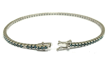 Bracciale tennis Diamanti blu 2,67 ct e Diamanti bianchi 0,22 ct in Oro Bianco 18 kt (750)