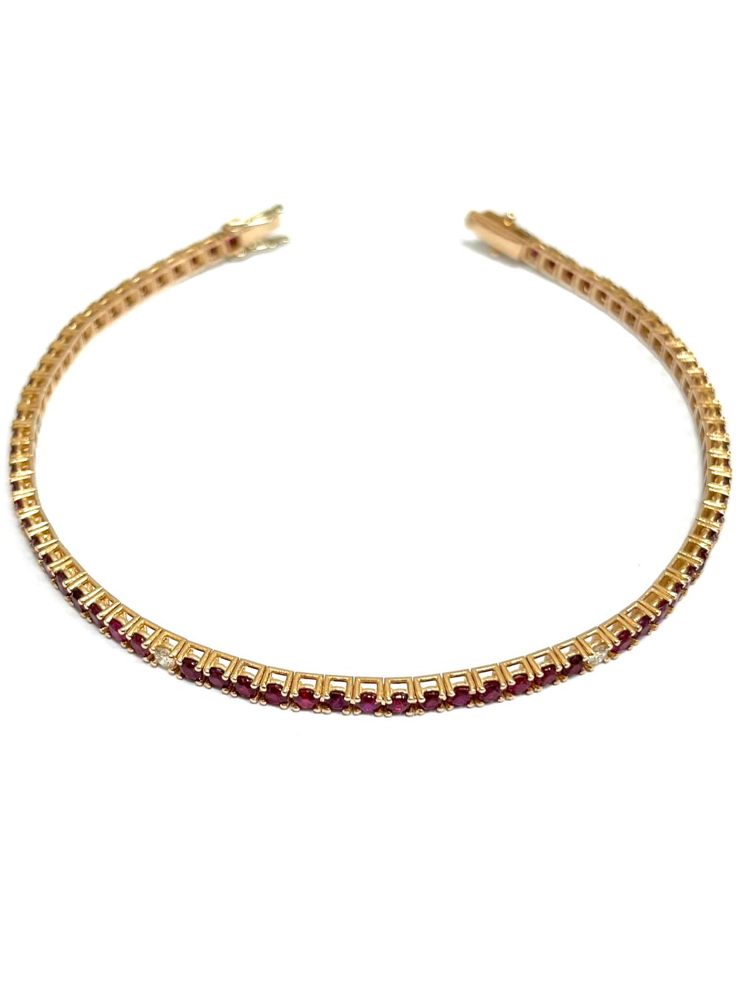 Bracciale tennis con Rubini 5,90 ct e Diamanti 0,35 ct in Oro Rosa 18 kt (750)