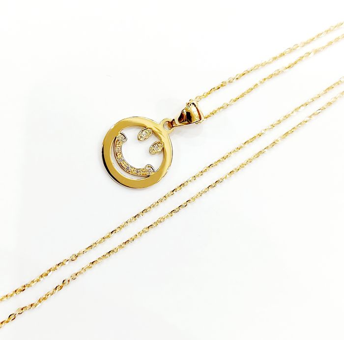 Collana con Pendente Smile in Oro Giallo e Diamanti 0,10 ct 18 kt (750)