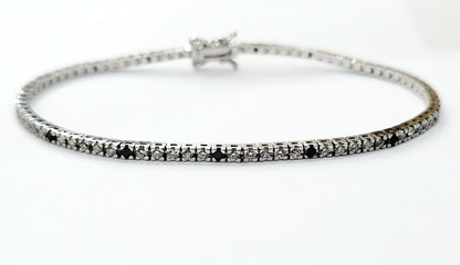 Bracciale Tennis in Oro Bianco con Diamanti 1,50 ct e Diamanti Neri 0,42 ct 18 kt (750)