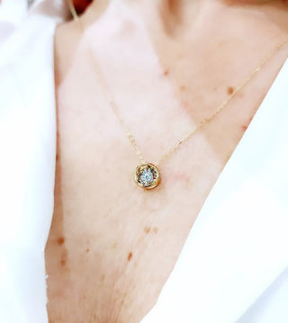 Collana  pendente modello punto luce specchiato Diamante 0,06 ct in Oro Bianco e Oro Giallo 18 kt - 750