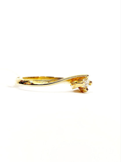 Anello Solitario Valentino in Oro Giallo con Diamante 0,07 ct 18 kt (750)