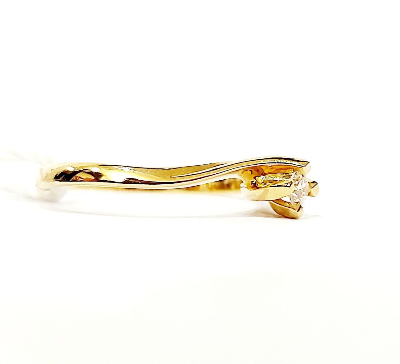 Anello Solitario Valentino in Oro Giallo con Diamante 0,20 ct 18 kt (750)