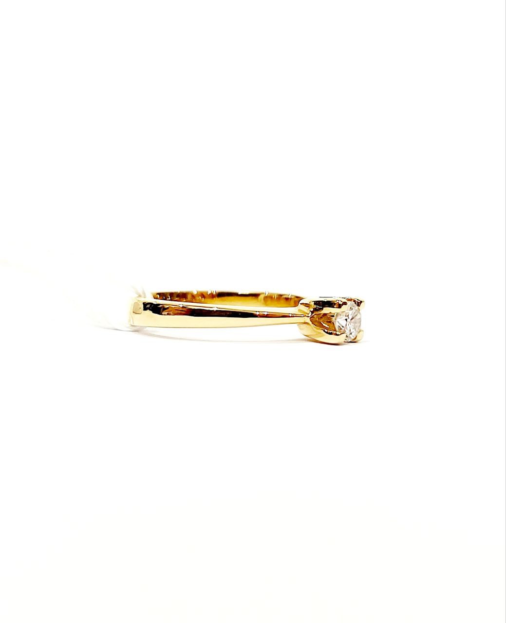 Anello Solitario 4 griffe in Oro Giallo con Diamante 0,15 ct 18 kt (750)