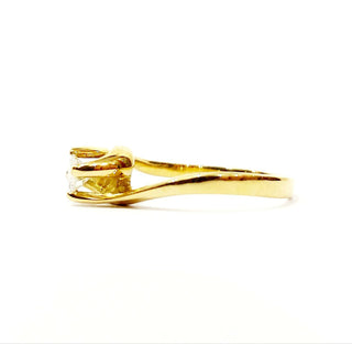 Anello Solitario Valentino in Oro Giallo con Diamante 0,30 ct 18 kt (750)