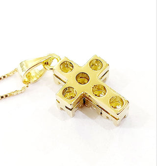 Collana con pendente Crocein Oro Giallo con Diamanti 0,34 ct 18 kt-750