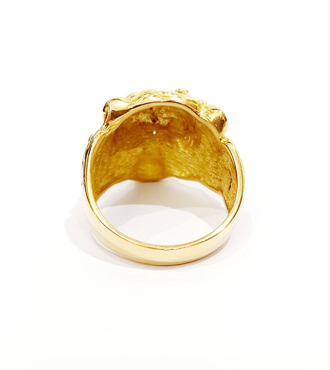 Anello da Uomo  con finitura lucida e satinata , con testa di Leone in Oro Giallo 18kt-750 -Gr 23,35